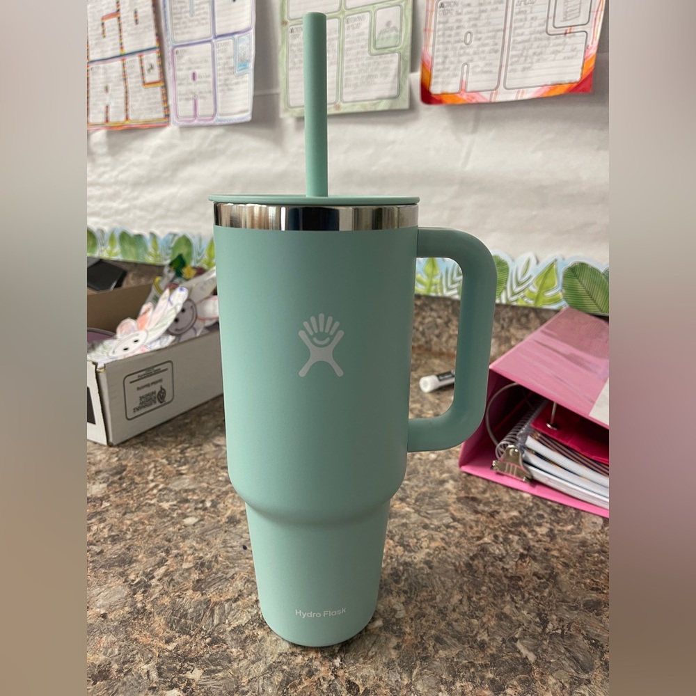 Hydro Flask 40 oz All Around Travel tumbler